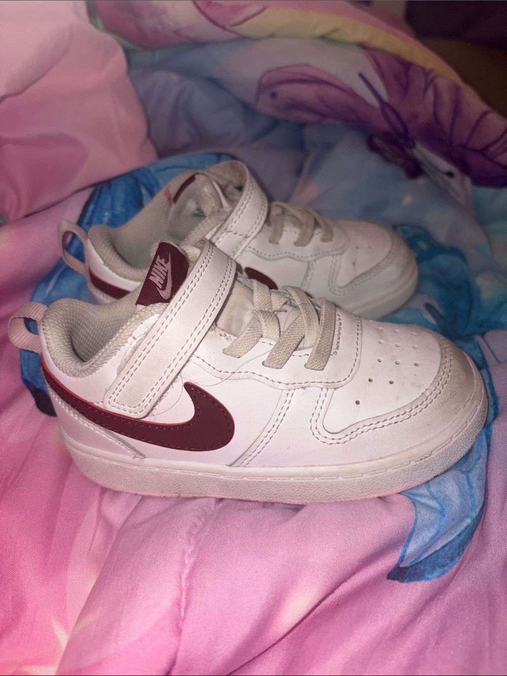 Nike Kids White Sneakers with Maroon Swoosh